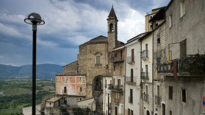 THE ITALIAN ABRUZZO REGION