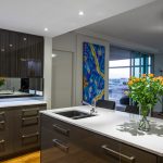 A slick U-shape kitchen design