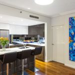 A slick U-shape kitchen design