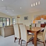 HDRtist HDR - http://www.ohanaware.com/hdrtist/