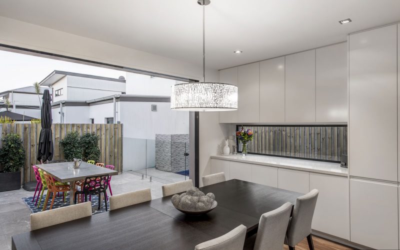 KBQ20.4DesignerKitchLight6