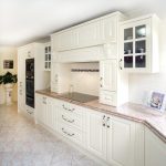 Classic kitchen with perfect proportions
