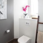 Glitz and glamour in a bathroom design