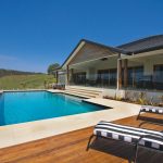 Breathtaking modern pool design