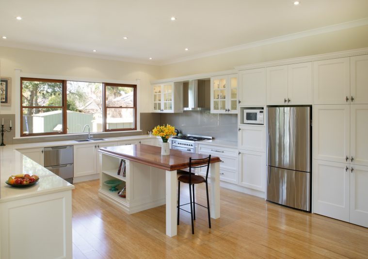 Provincial design, modern elements