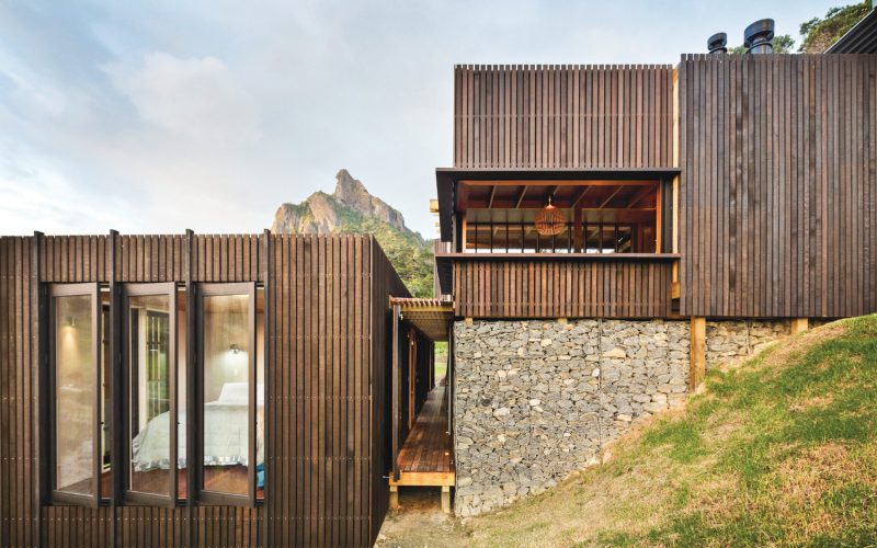 Castle Rock House by Herbst Architects