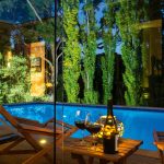 An eye-catching pool design that is user-friendly and low maintenance.