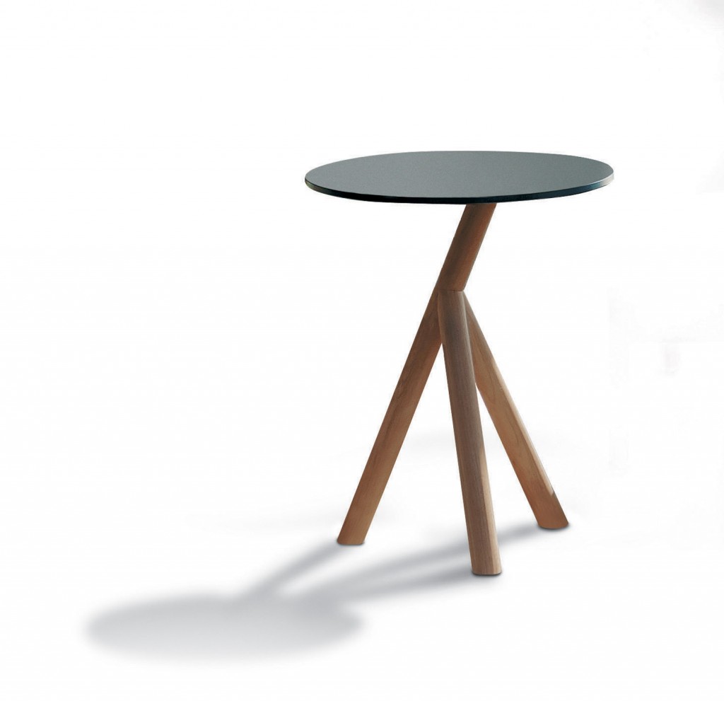 Roda’s teak Stork side table, for inside or out, from Contempo www.contempocollection.com.au 