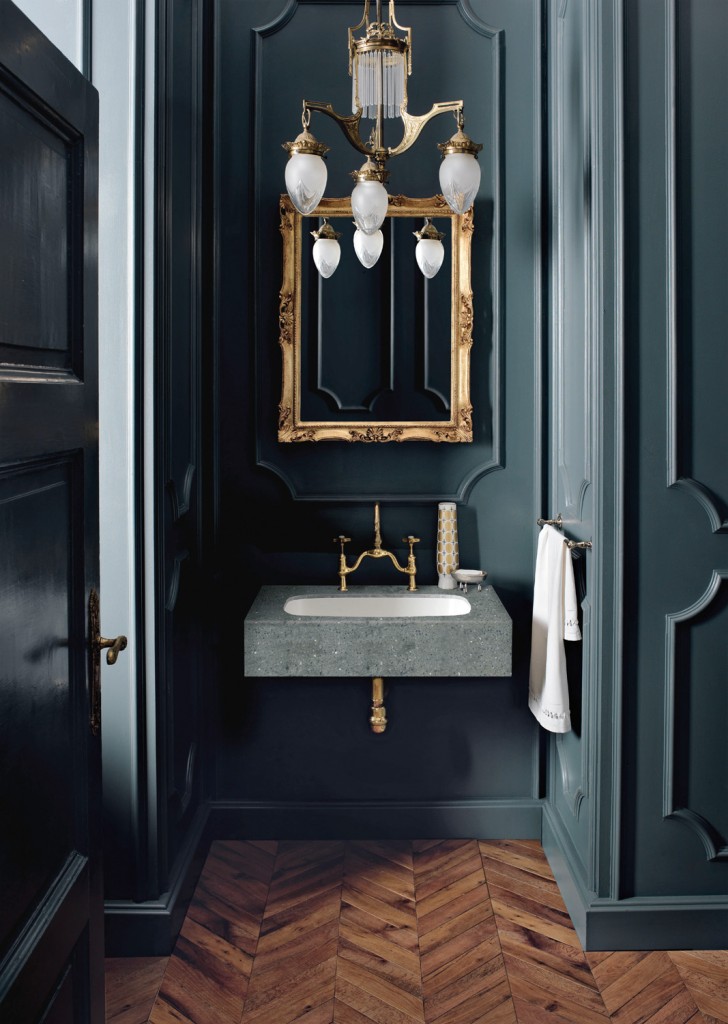 The earthy tones of Corian Lava Rock wrap seamlessly around the Corian Peace basin, making an intriguing contrast with the traditional parquetry flooring. Paired with ornate taps, this eclectic combination refreshes the elegant interior of an urban townhouse.