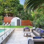 Outdoor resort style