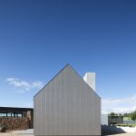 WE LOVE The seamless exterior of the  timber-clad barn — simple but effective