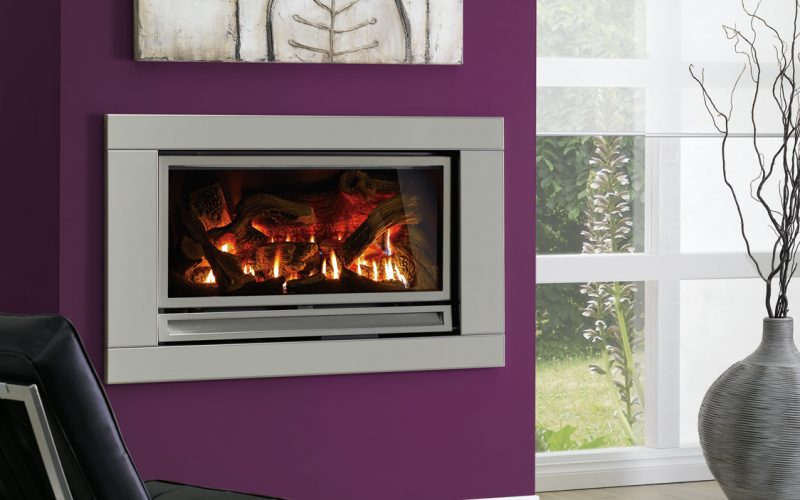 IS 900 Stainless 2 purple wall