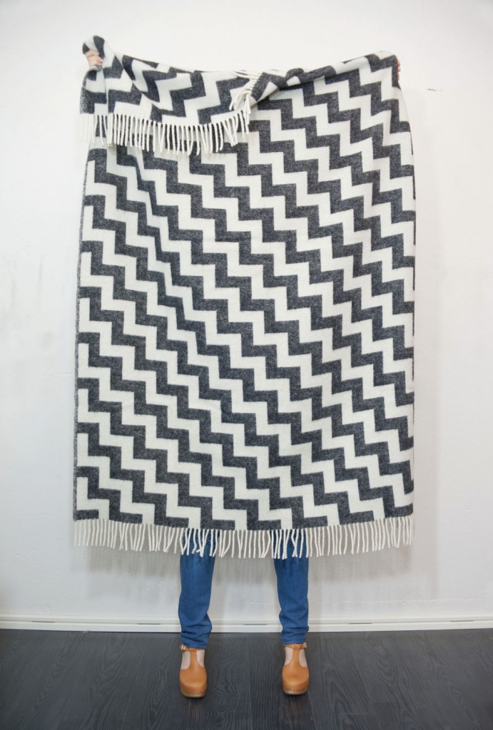 Gunnel black blanket, habitathomecollection.com.au