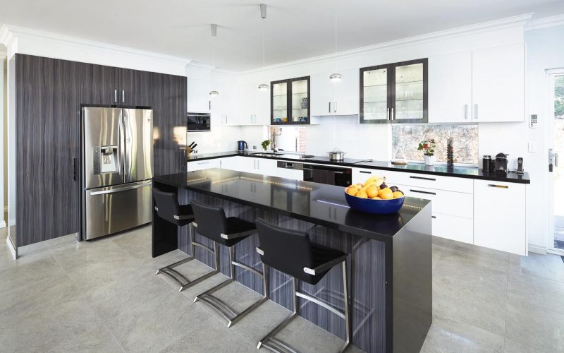 Kitchen project: Light and dark