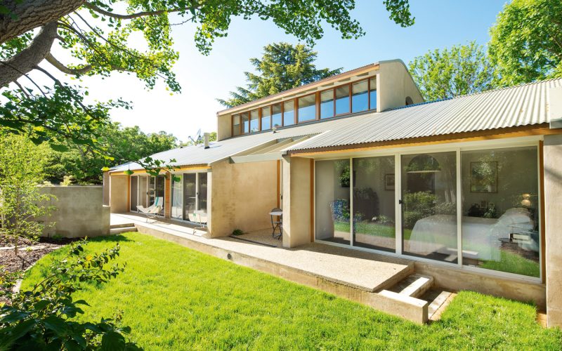 LifeStyleChannel_GDA6_Deakin_12RT_FXTL_NickWilson2015