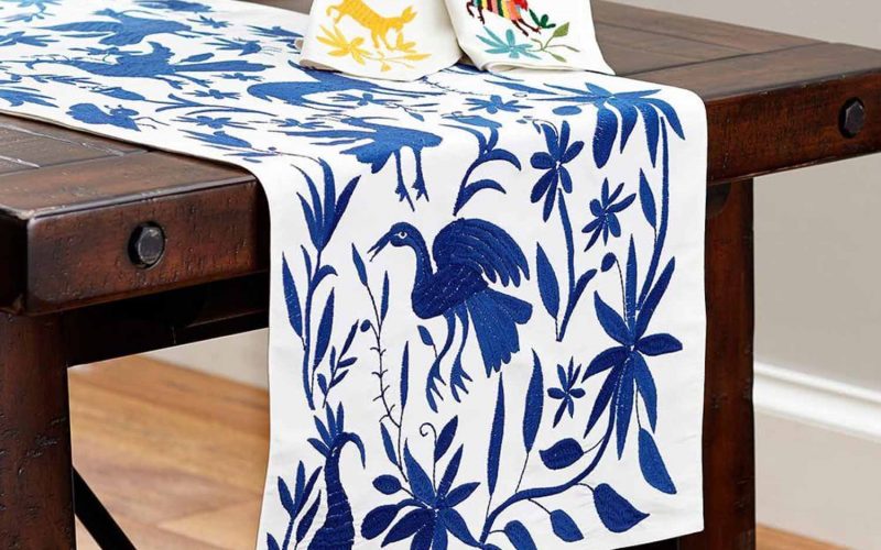 otami-table-runner-z