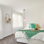 Shaynna Blaze: 6 amazing paint looks for 2017 - Taubmans Coastal curator - SNOW DROP
