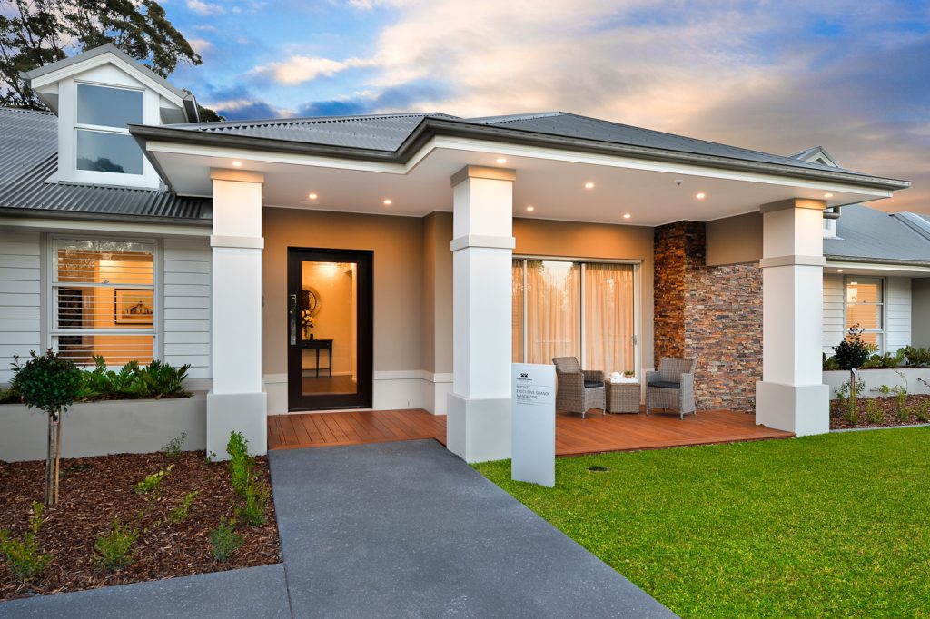 Make the great escape to the coast or country with an acreage home