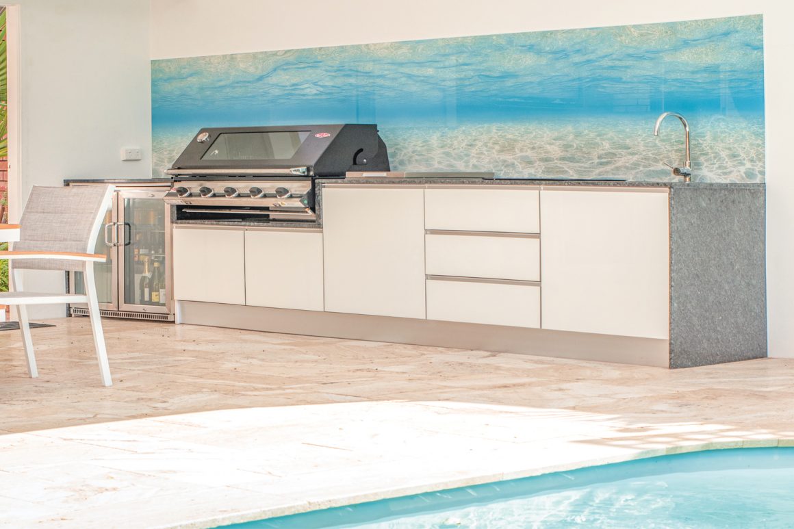 Coloured-Glass Splashbacks the Perth Way - Completehome