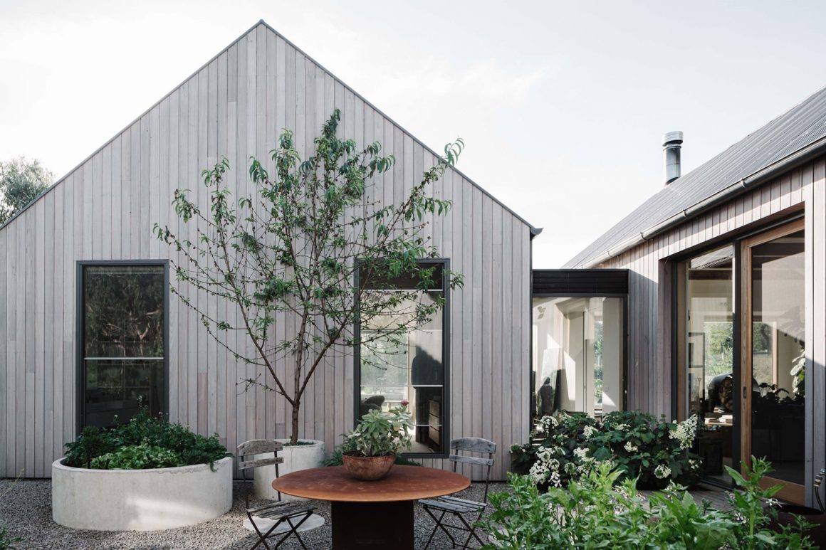 Blending Contemporary Design and Surroundings with CUTEK® Cladding