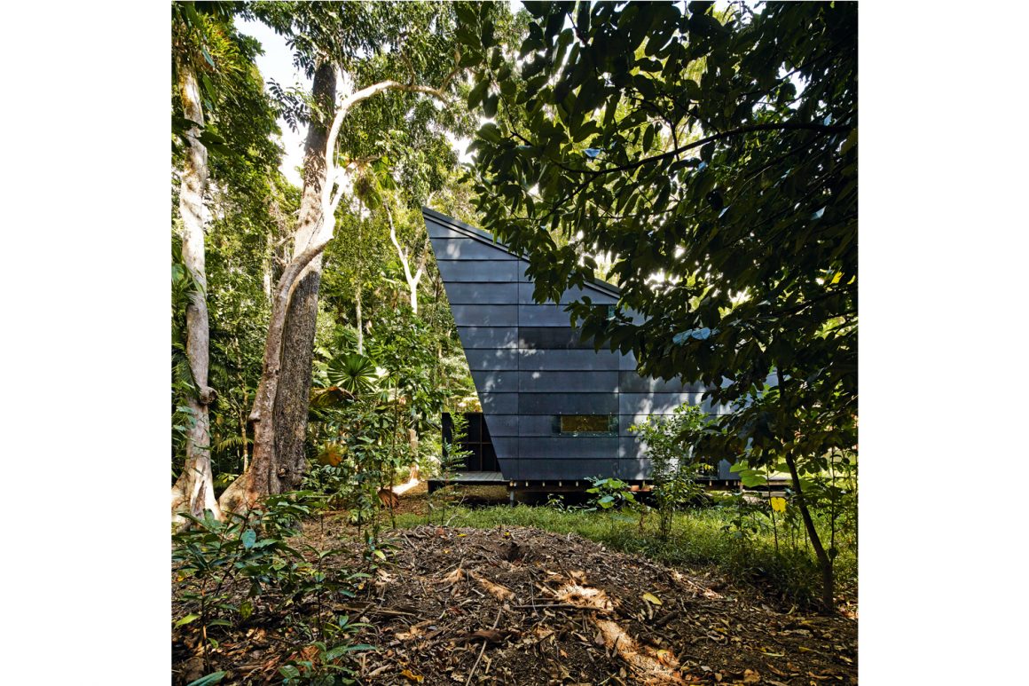 Embracing Eco-Friendly Off-Grid Living: A Sustainable Path to Comfort - Eco Friendly Off Grid Architecture