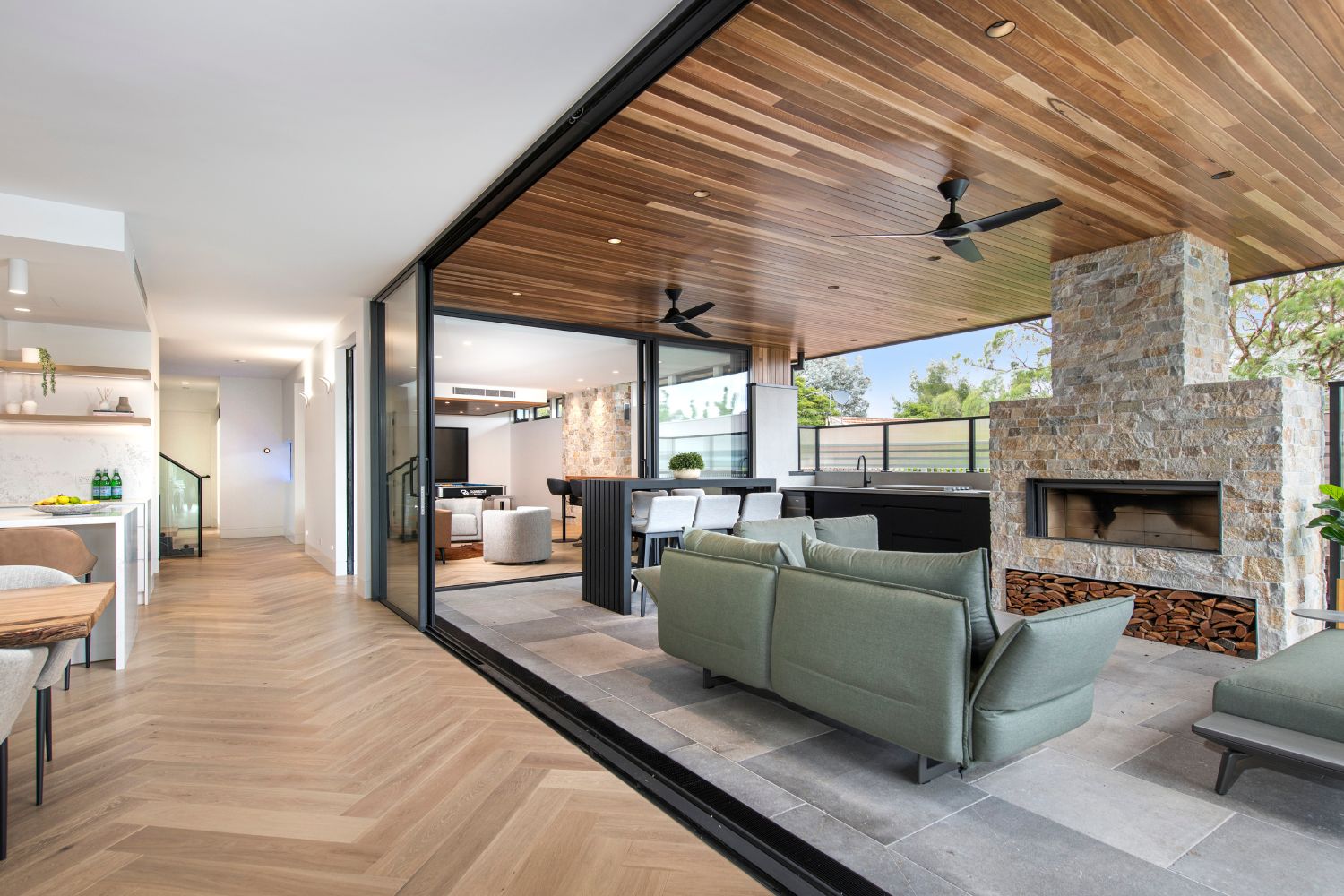 Hedger Constructions