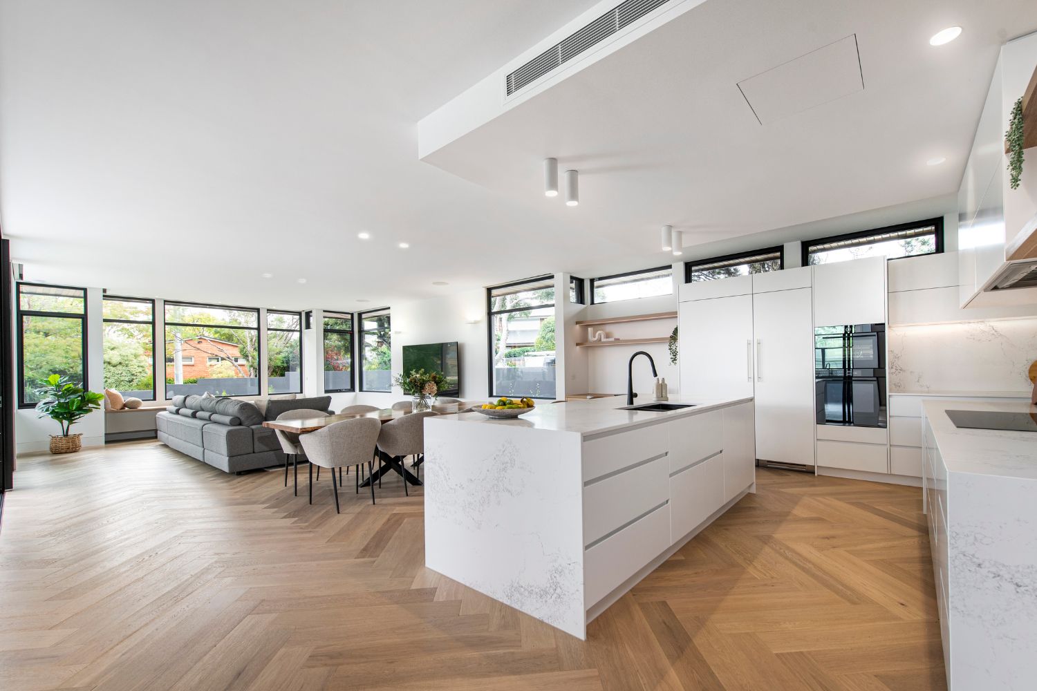 Hedger Constructions