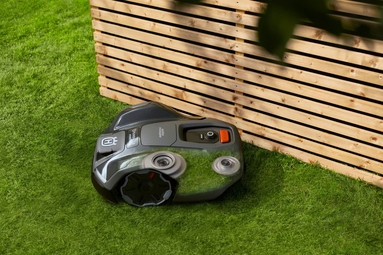 Husqvarna Automower® 410XE NERA