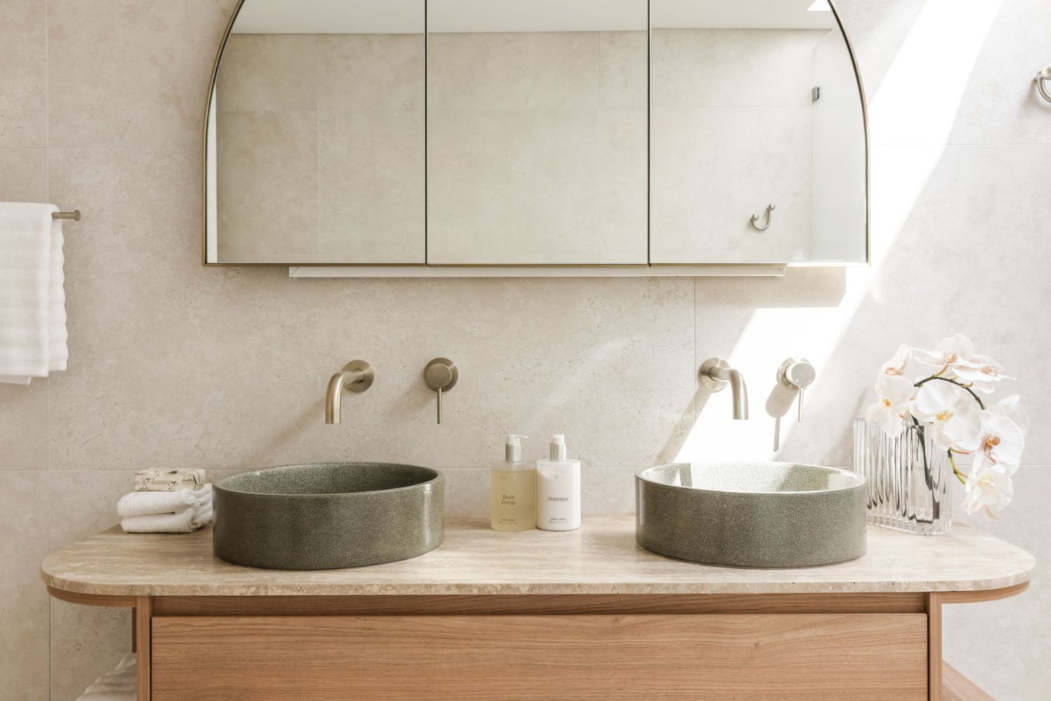 Azurea from Made by Alas