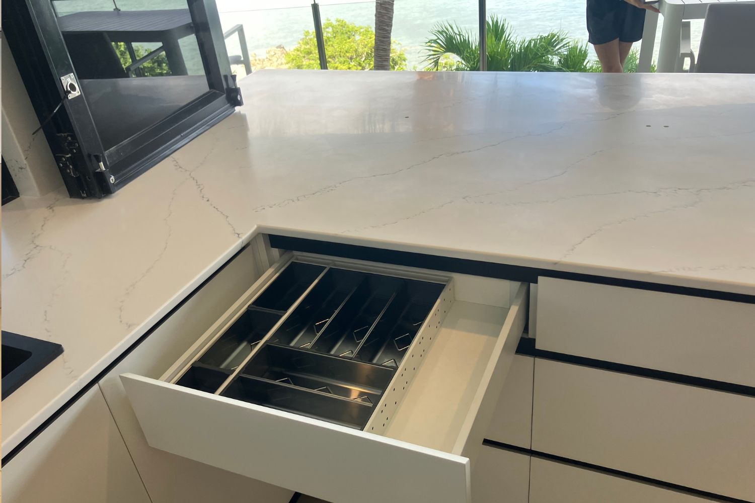 Evostone solid surface, Nover