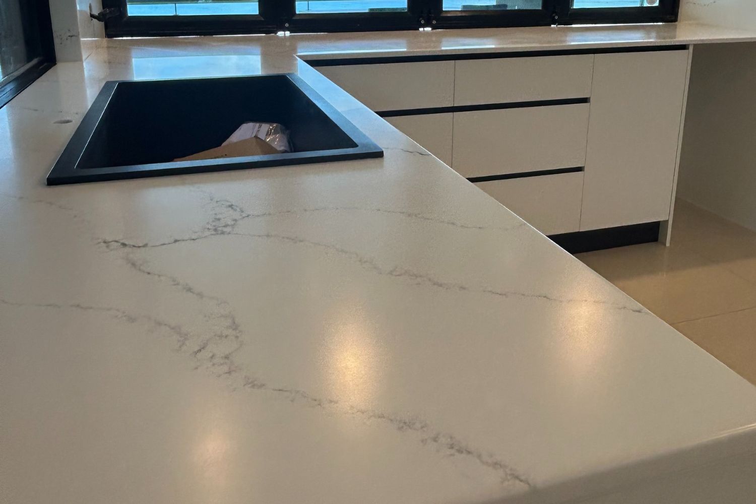 Evostone solid surface, Nover