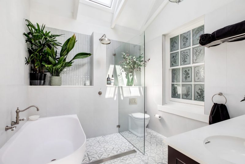 Nouvelle Designer Kitchens & Bathrooms