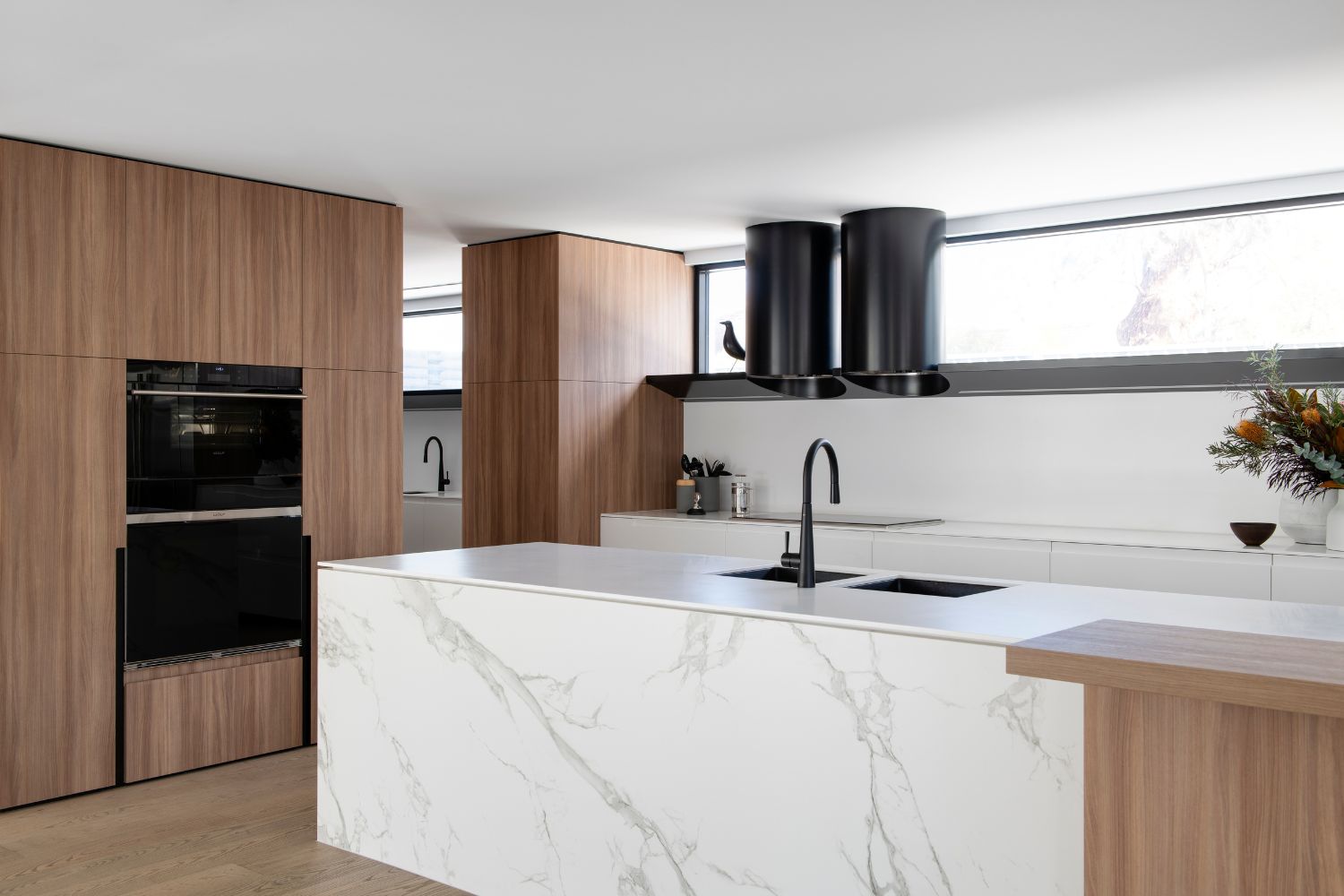 Austaron Surfaces