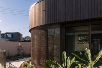Futurewood Castellated Cladding Fencing with Aluminium Framing