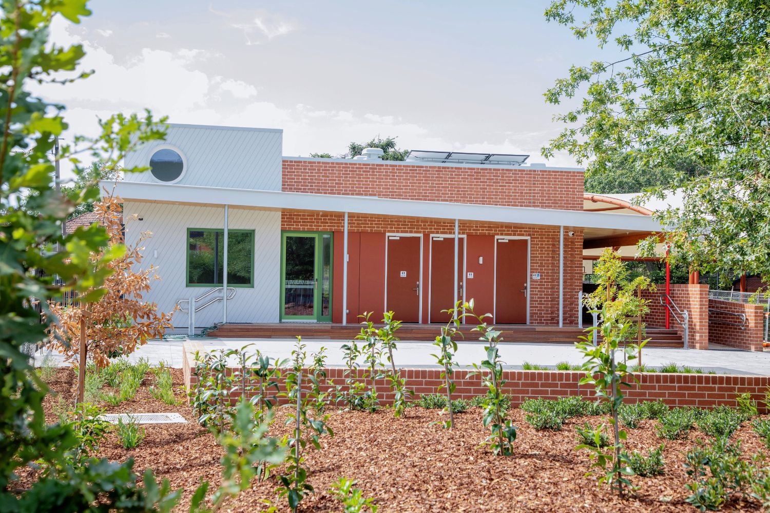 A Passivehaus school, Paarhammer Windows