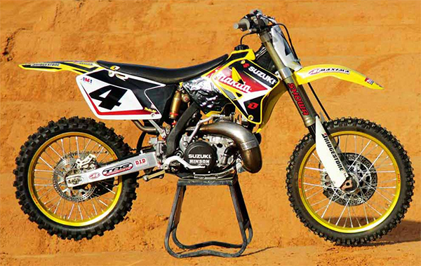 Ricky Carmichael's Suzuki RM250 Review | Dirt Action