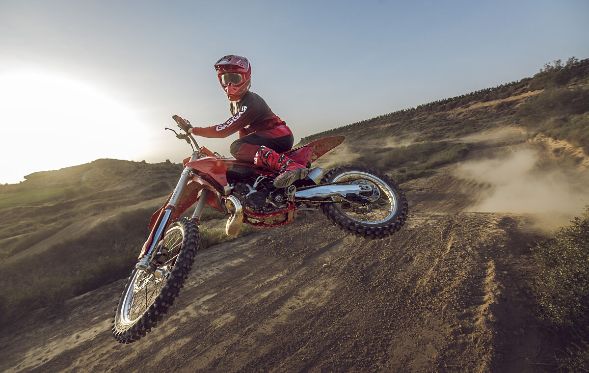 GASGAS ADDS TWO HIGHREVVING 2STROKES TO 2025 MOTOCROSS LINEUP Dirt
