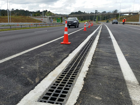 Hydro Hi Flow Grate with Profix Locking System