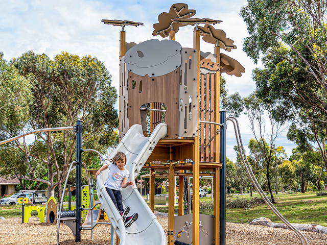 Manson Oval Playground