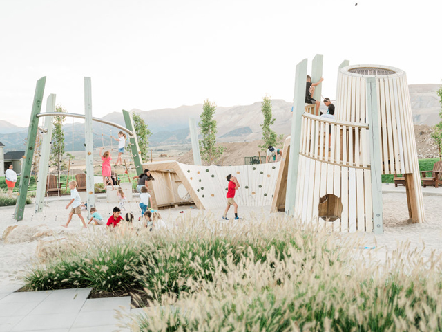 5 Earthscape Projects That Prove Natural Playgrounds Can Be Beautiful ...
