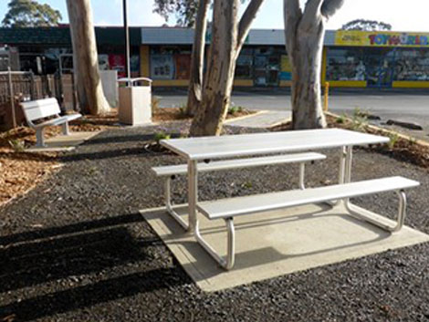 'Pocket Park' Furniture at Blackwood