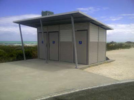 Browns Bay Yarra Toilet Block