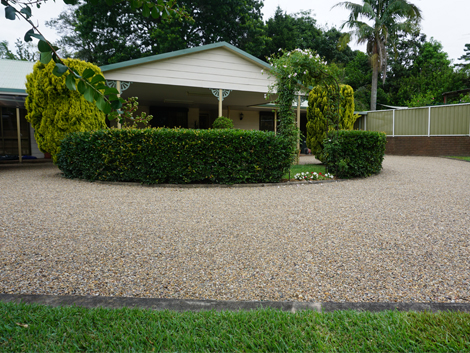 EconoGrid 40â„¢ Gravel Driveway