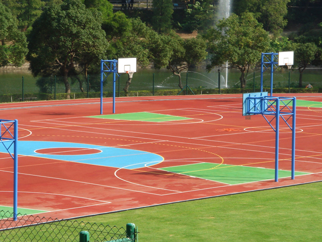 MULTI-SPORTS COURTS