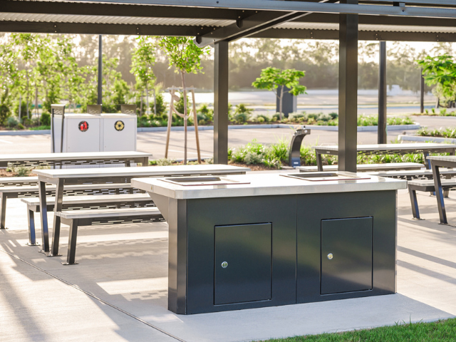Vantage Yatala