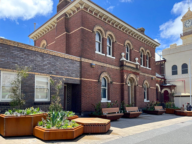 Bridge Road, Richmond