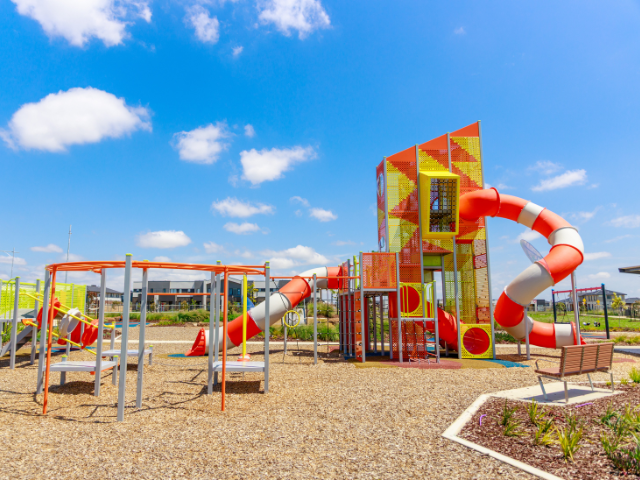 Cosmopolitan Park Drive