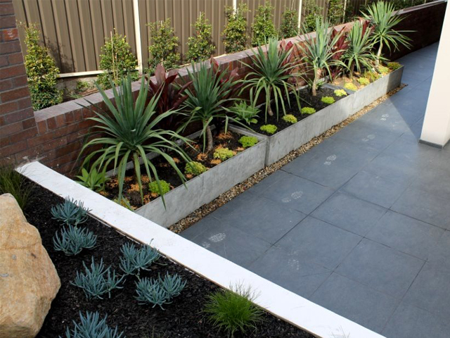 Lightweight Concrete Planters from Mascot Precast GRC