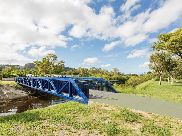 Pedestrian bridge now open to public