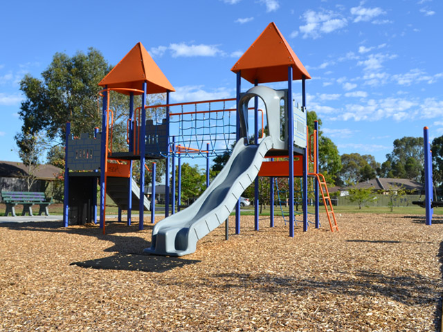Hazlitt Reserve - Hazlitt Court, Cranbourne